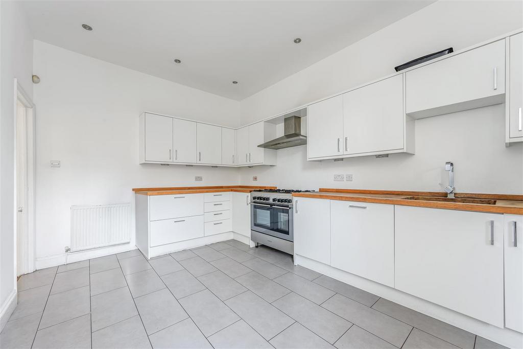 12 st Albans crescent-12.jpg