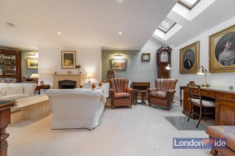 undefined, Elnathan Mews, Lilttle Venice, W9