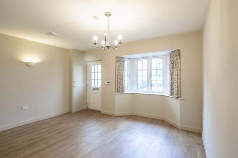 2 bedroom property for sale, 16 Ash Hurst, Goring on Thames, RG8