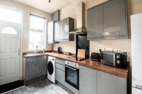 undefined, Dewsbury Road (room 4), West Yorkshire LS11