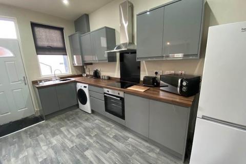 undefined, Dewsbury Road (room 4), West Yorkshire LS11