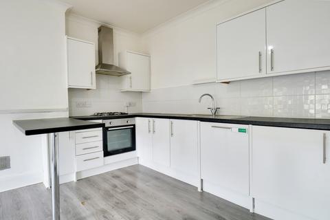 1 bedroom ground floor flat to rent, Southwood Road, London SE9