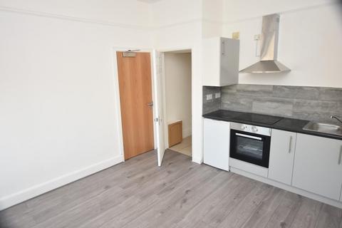 1 bedroom house to rent, Kenton Road, Harrow