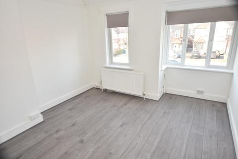 1 bedroom house to rent, Kenton Road, Harrow