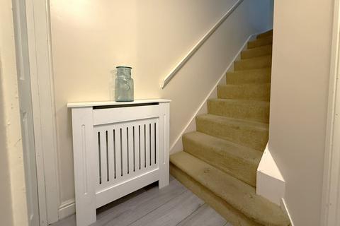 3 bedroom semi-detached house for sale, Guscott Close, Lowestoft, NR32