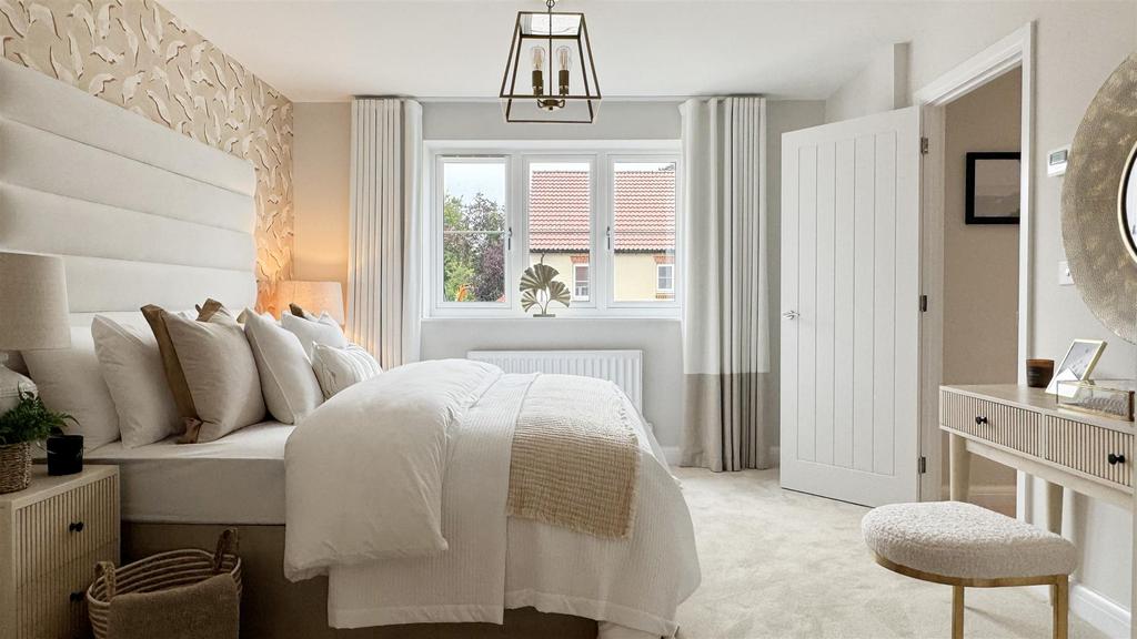 Bedroom 1 4.jpg
