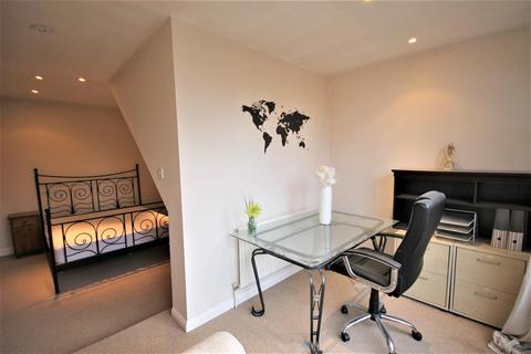 undefined, Upper Mulgrave Road, Cheam SM2