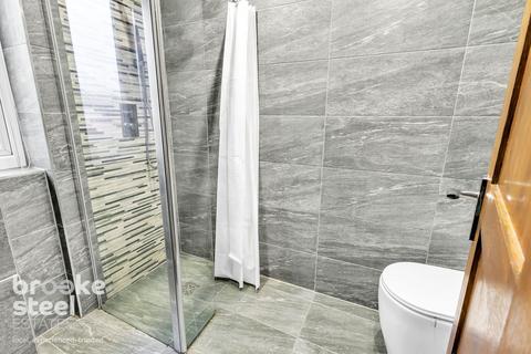 3 bedroom semi-detached house for sale, Hendon Road, Manchester