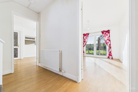 3 bedroom terraced house for sale, Red Lane, North Lincolnshire DN18