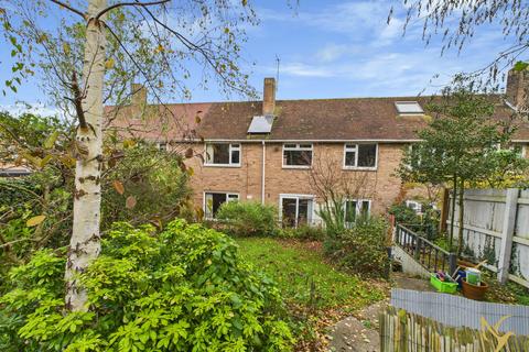 undefined, Malvern WR14