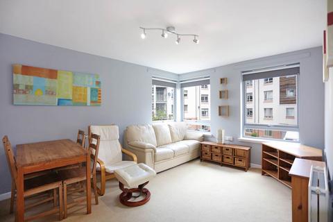 2 bedroom flat to rent, St Triduanas Rest, Edinburgh,