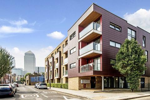 undefined, Annabel Close, London E14