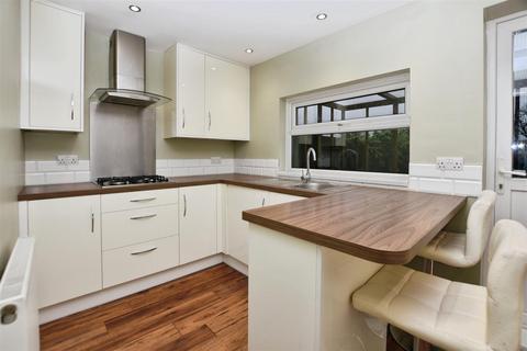 2 bedroom terraced house for sale, Manor Road, Hull