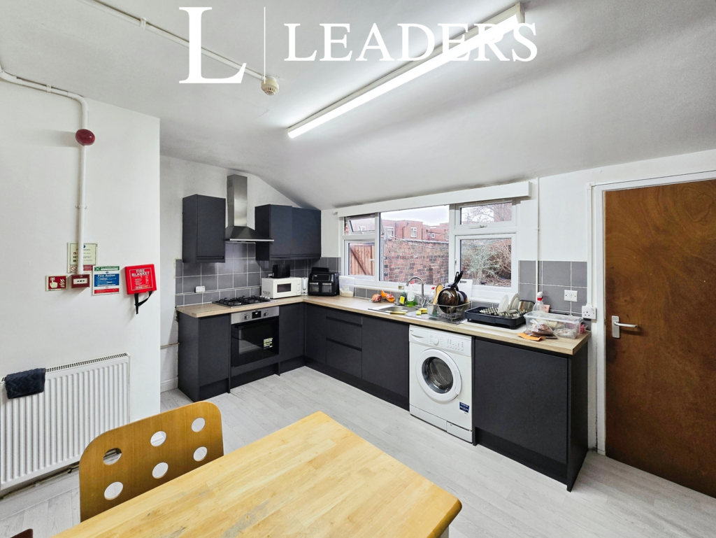 Communal Kitchen