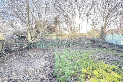 2 bedroom flat for sale, Woodland Close, St. Austell