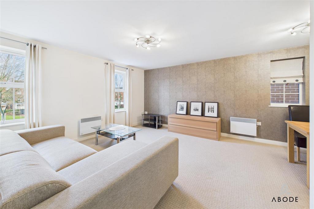 CAM01882 G0-PR0236-STILL008.jpg