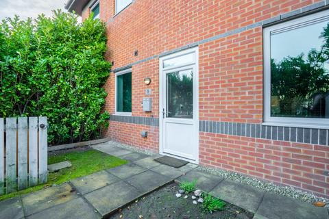 undefined, Kettlestring Lane, York