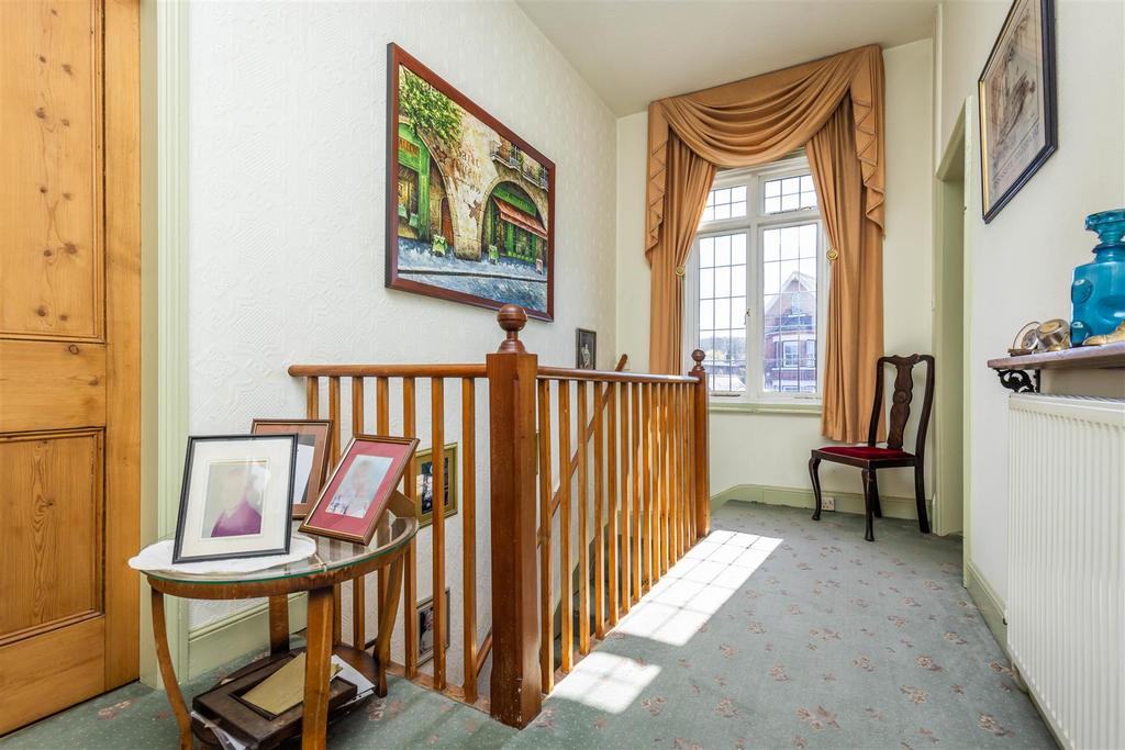 Northcote House, 45, Bingham Road Radcliffe-On-Tre