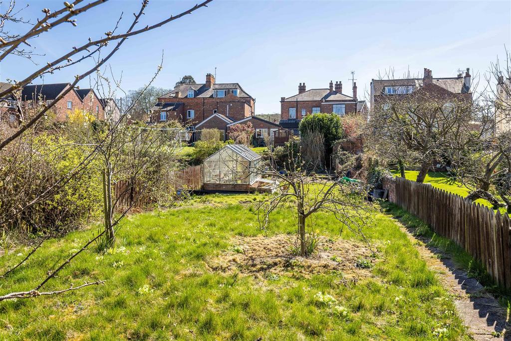 Northcote House, 45, Bingham Road Radcliffe-On-Tre