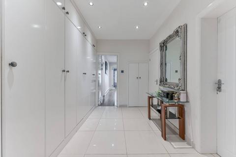 undefined, Virginia Road, Thornton Heath, CR7