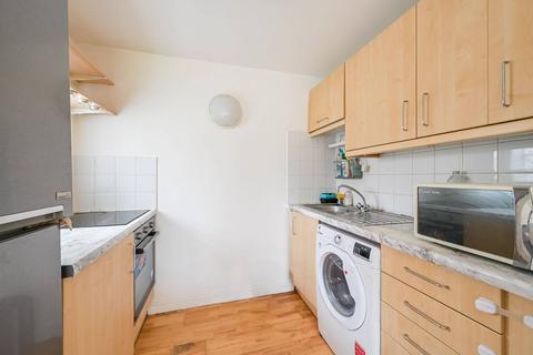 1 bedroom flat to rent, Gaselee Street, Canary Wharf, London, E14