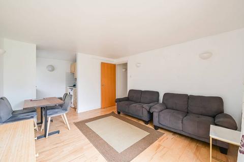 1 bedroom flat to rent, Gaselee Street, Canary Wharf, London, E14
