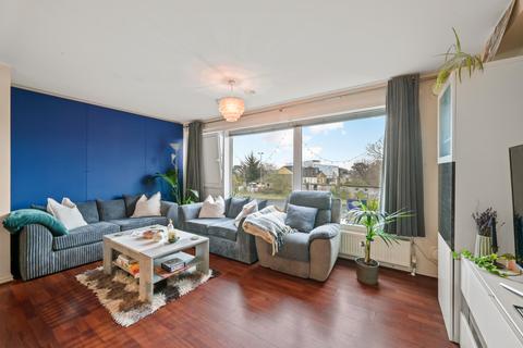 2 bedroom apartment to rent, Elm Grove, London SW19