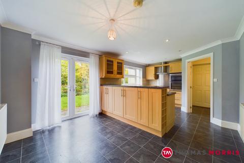 4 bedroom detached house for sale, High Street, Huntingdon PE28