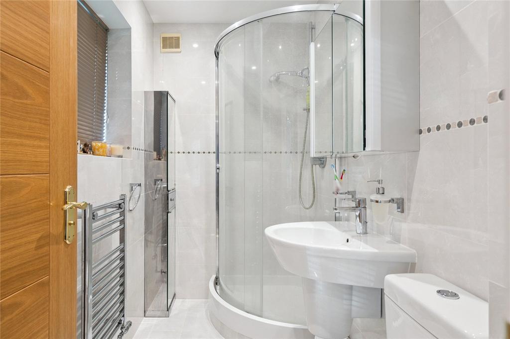 En Suite Shower Room
