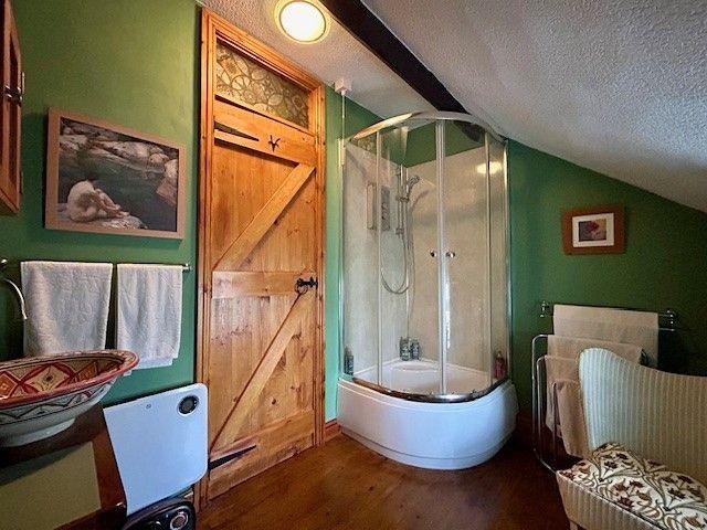 Shower Room/Wc