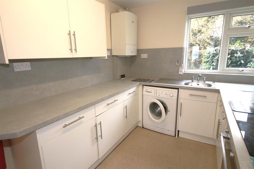 Kitchen c.JPG
