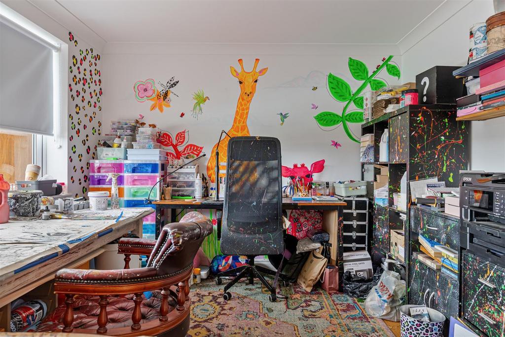 A12 - Mead Way Lower Penns Road - 250723.jpg