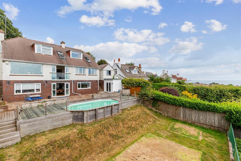 A07 - Mead Way Lower Penns Road - 250723.jpg