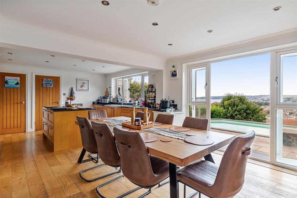 A09 - Mead Way Lower Penns Road - 250723.jpg