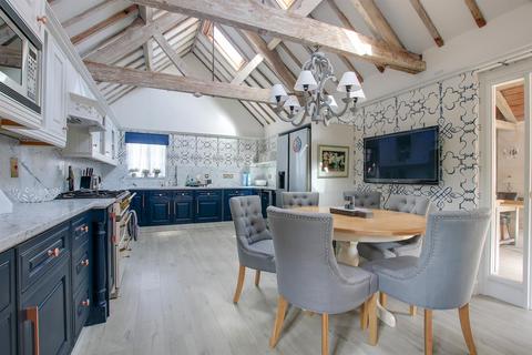 5 bedroom apartment to rent, Harbridge Court, Somerley
