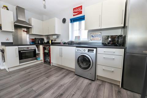 2 bedroom coach house for sale, Meeanee Mews, Colchester, CO2 7