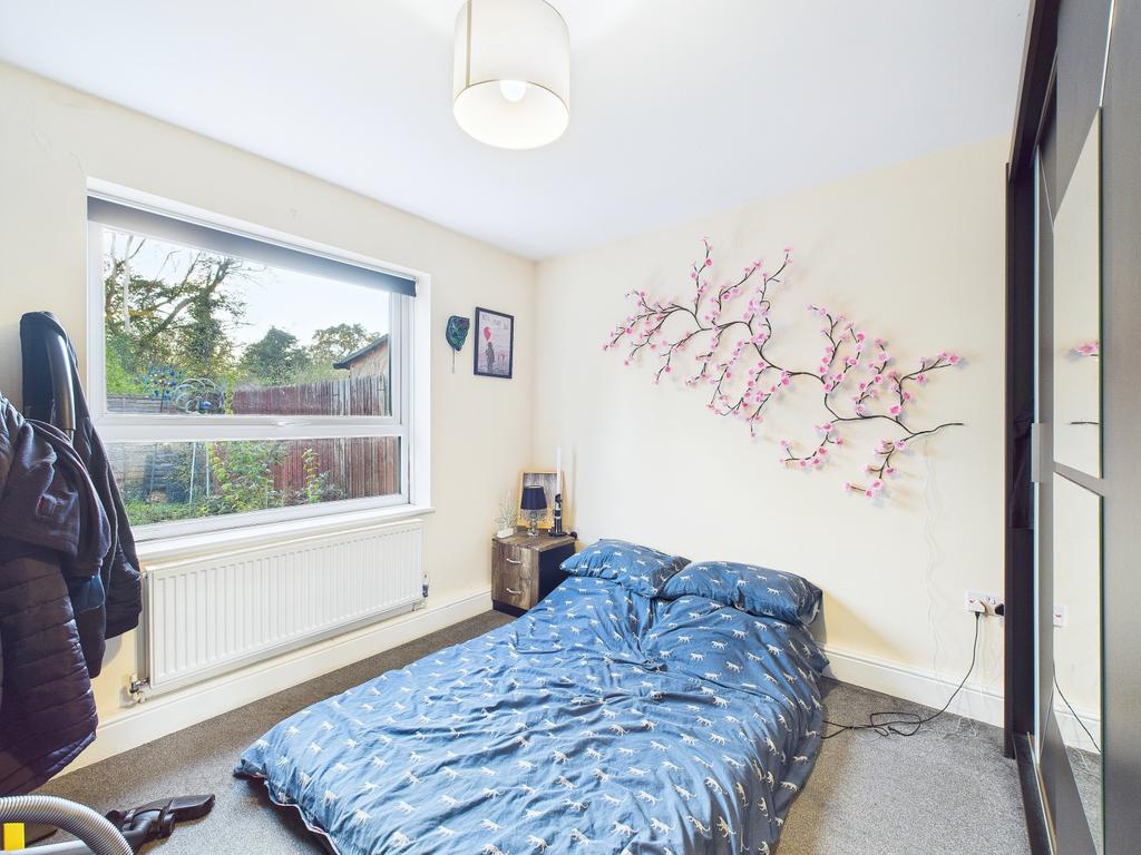 Cam01909 g0 pr0432 still006