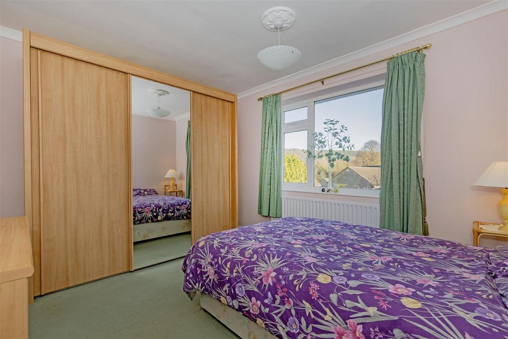 Bedroom 2-1.jpg