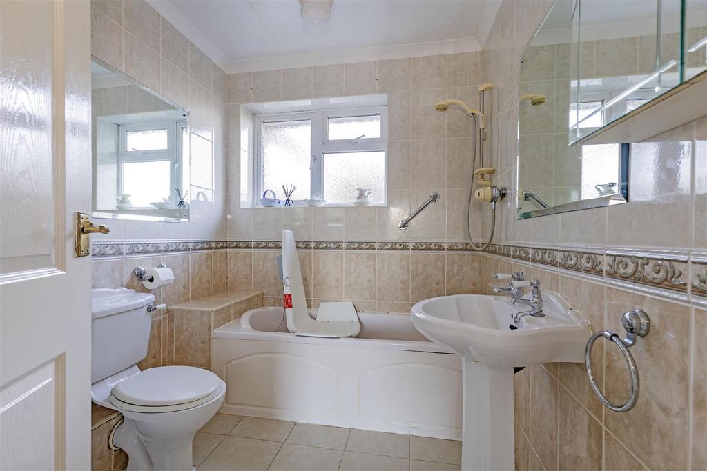 Bathroom-1.jpg