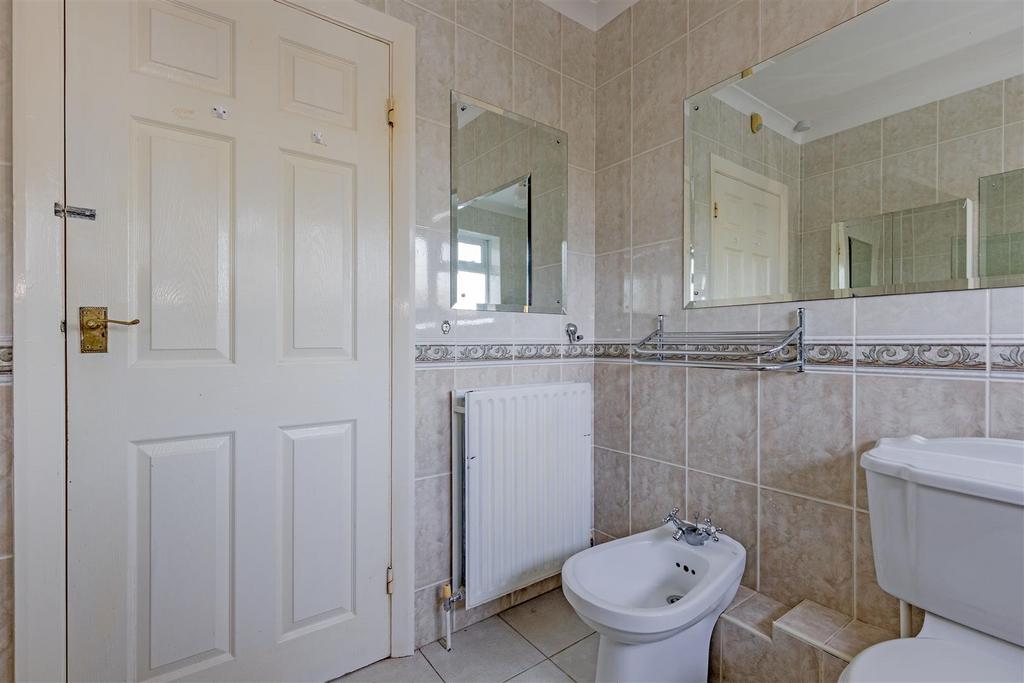Bathroom-2.jpg