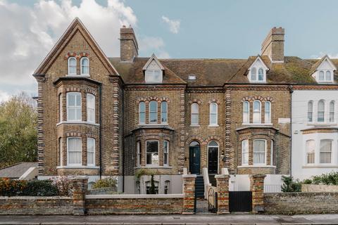 undefined, Wellesley Terrace II, Sandwich, Kent