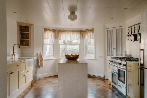 undefined, Wellesley Terrace II, Sandwich, Kent