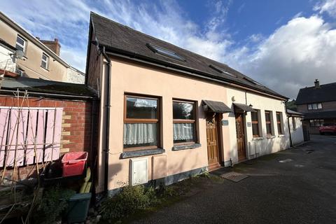2 bedroom property to rent, Watton, Brecon, LD3