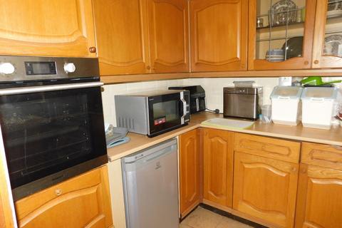 undefined, Pen Y Waun Road, Pentwyn, Crumlin