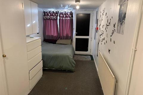 undefined, Room 2,  9 Jessop Road, Stevenage, Hertfordshire