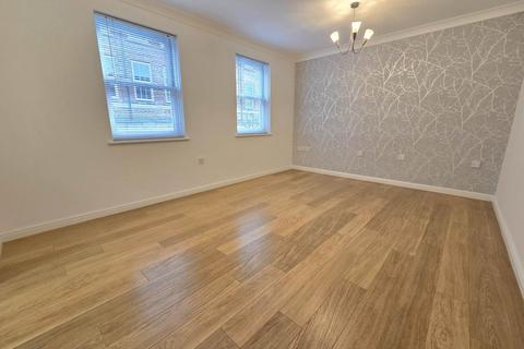 2 bedroom flat for sale, Stafford Keep, Aylesbury HP19