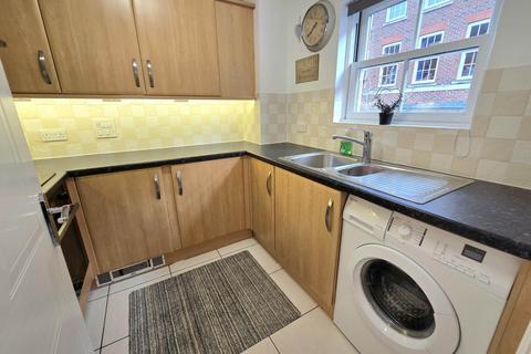 2 bedroom flat for sale, Stafford Keep, Aylesbury HP19