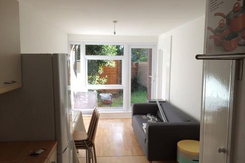 Finsbury Park, London N7