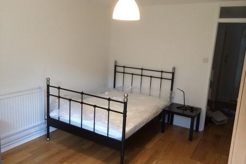 undefined, Finsbury Park, London N7