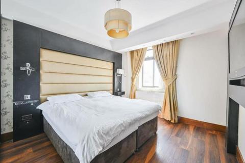 undefined, Dudley Court, Upper Berkeley St, Marble Arch, London, W1H